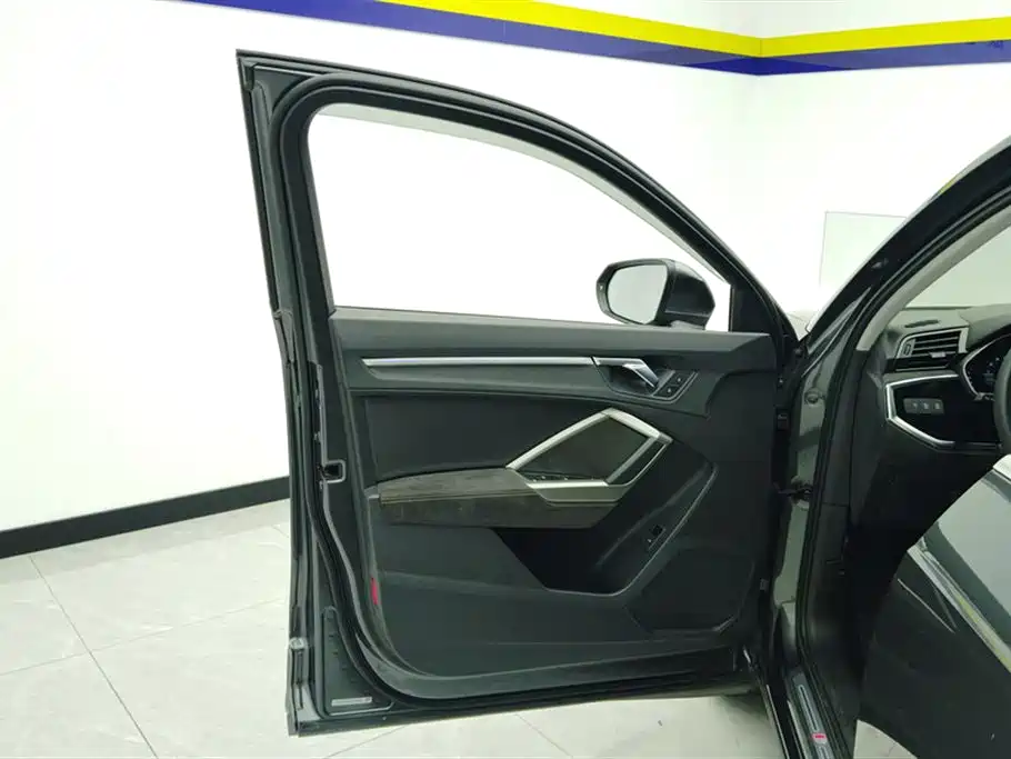 Audi Q3 2019 40 TFSI Fashion