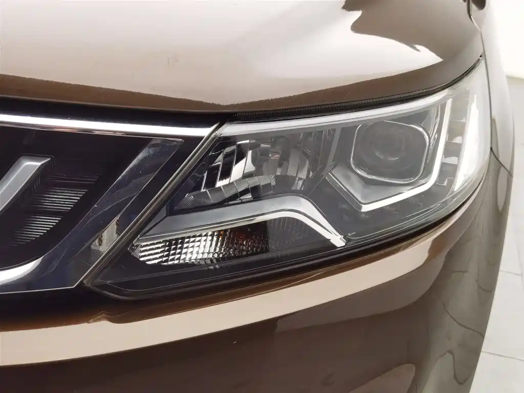 Geely Vision X6 X6 2016 1.8L MT Luxury