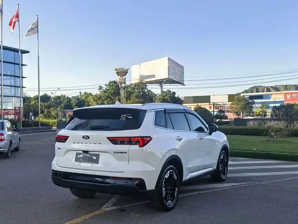 Ford Equator Sport — миниатюра 9