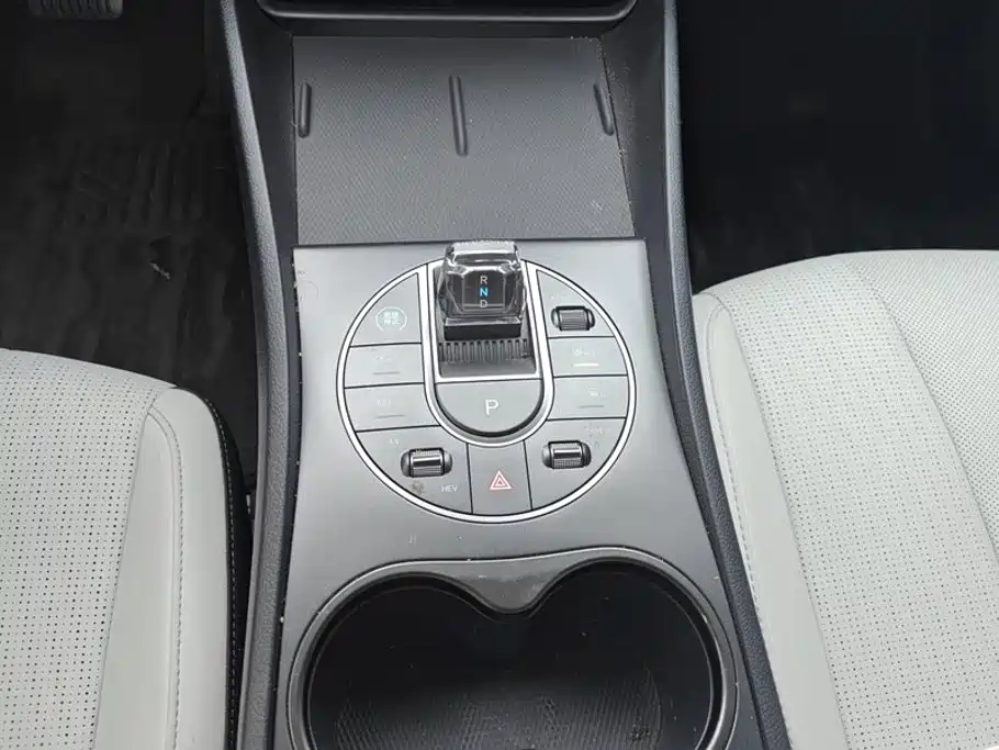 BYD Seal 05 DM-i — миниатюра 16