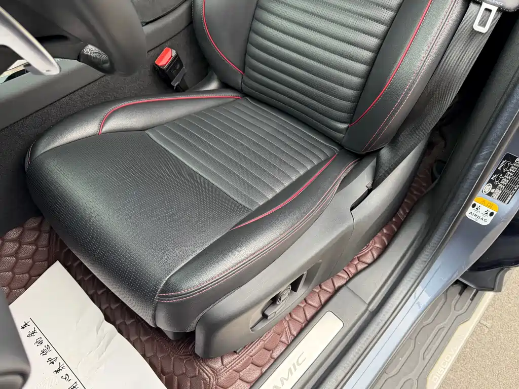 LAND ROVER DISCOVER SPORTS