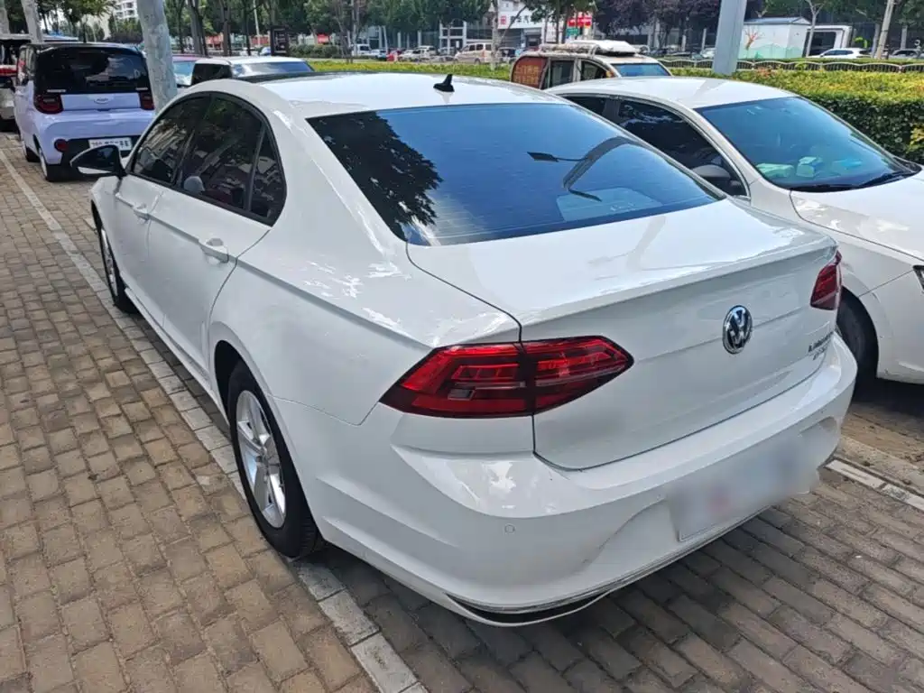 Volkswagen Lamando — миниатюра 5