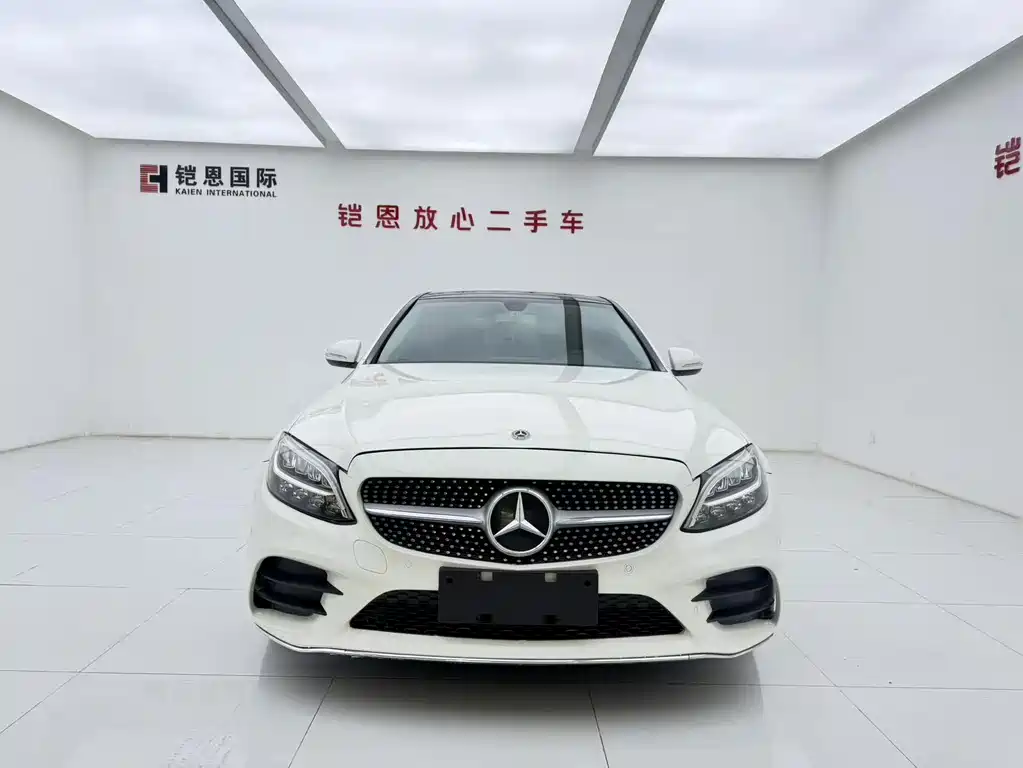 Mercedes-Benz C-Class — миниатюра 2