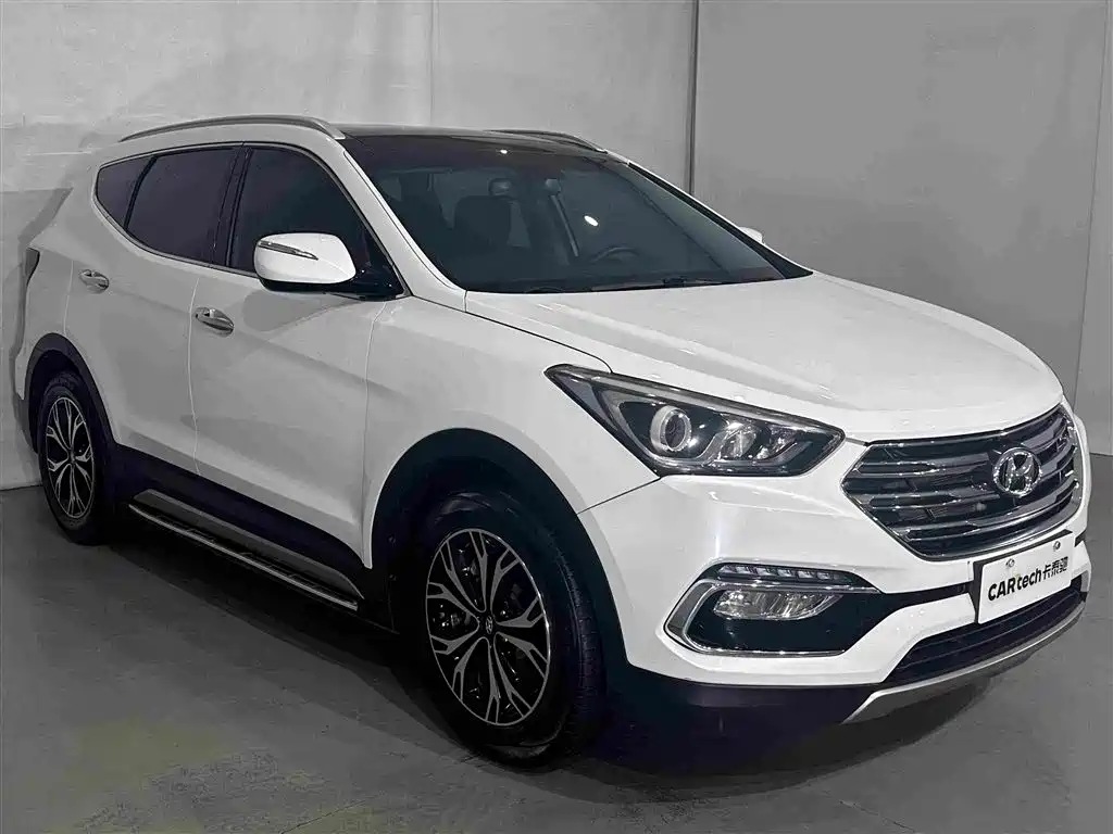 Hyundai Santa Fe — миниатюра 3