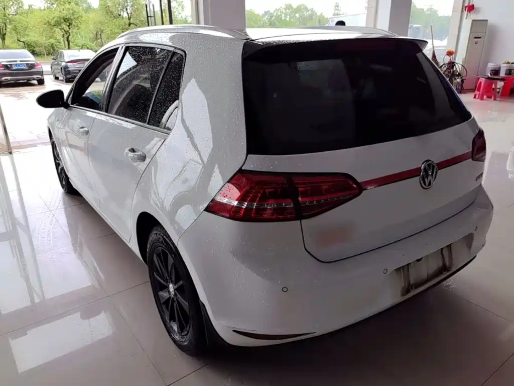 Volkswagen Golf — миниатюра 5