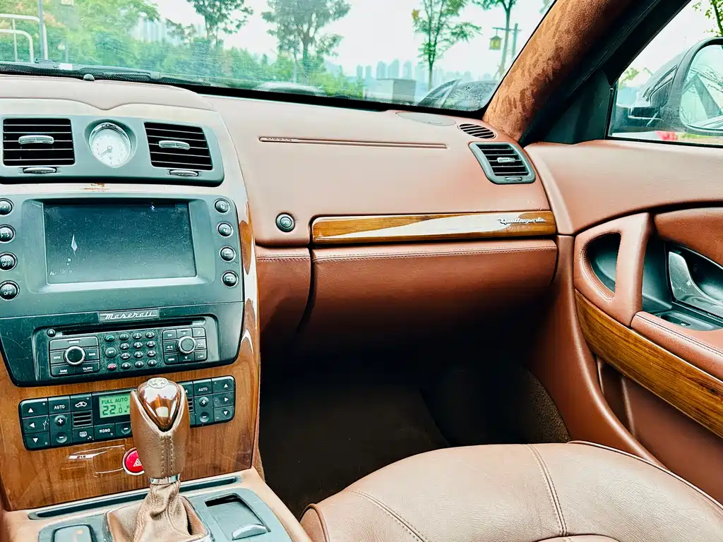 Maserati Quattroporte 4.2L Elite Edition, фото 10