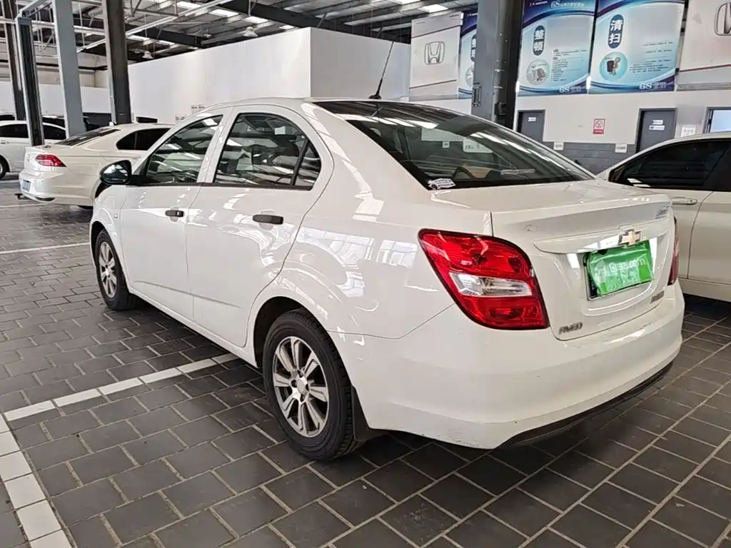 Chevrolet Aveo — миниатюра 5
