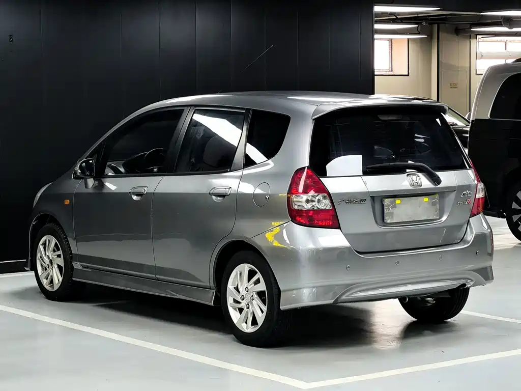 Honda Fit — миниатюра 19