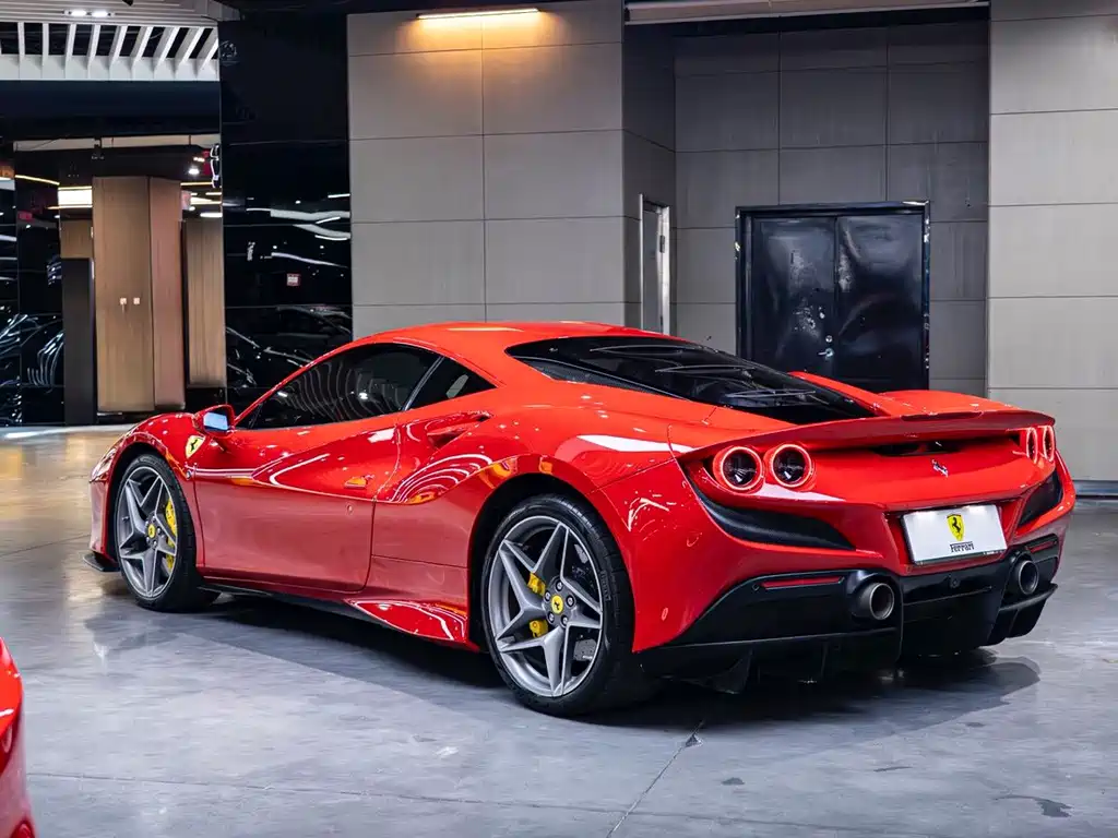 Ferrari F8 — миниатюра 8
