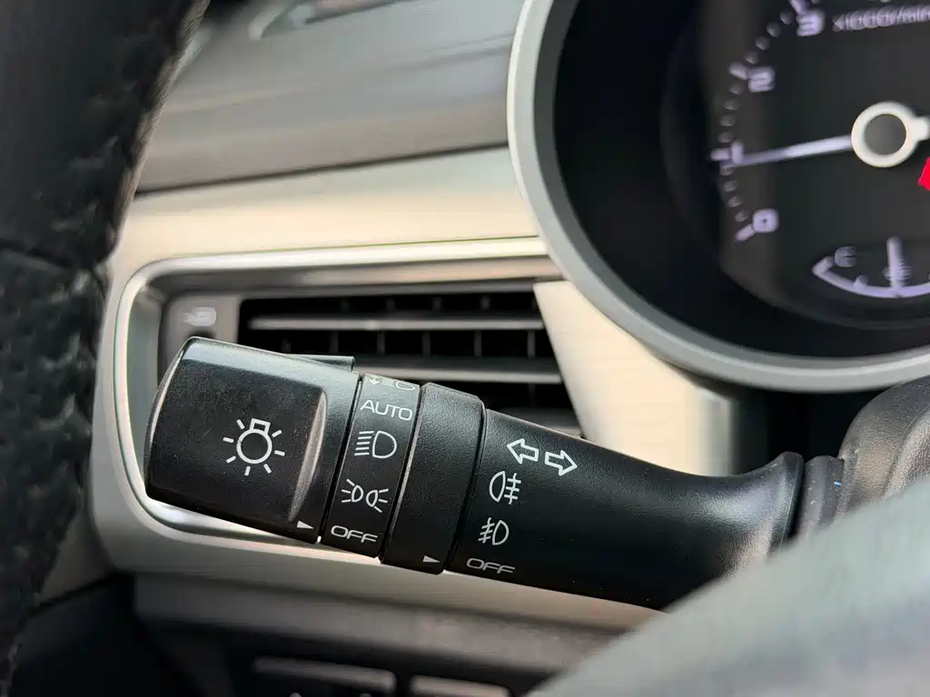 Geely Emgrand GL — миниатюра 16