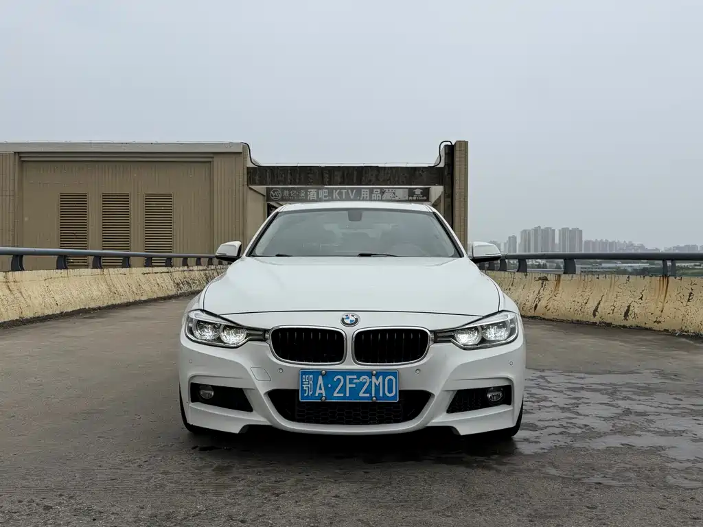 BMW 3 Series — миниатюра 2