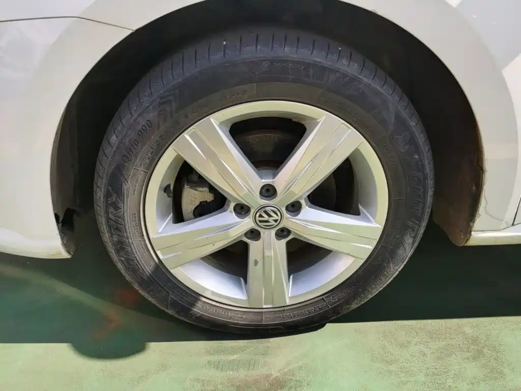 Volkswagen Lavida — миниатюра 23