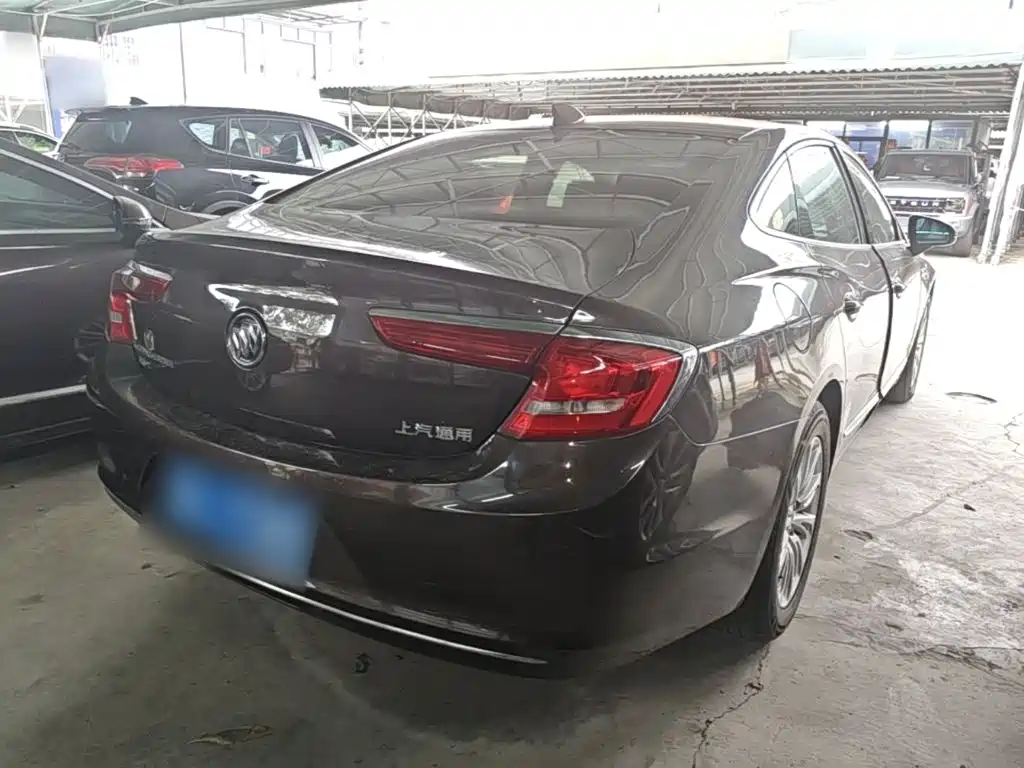 Buick LaCrosse — миниатюра 7