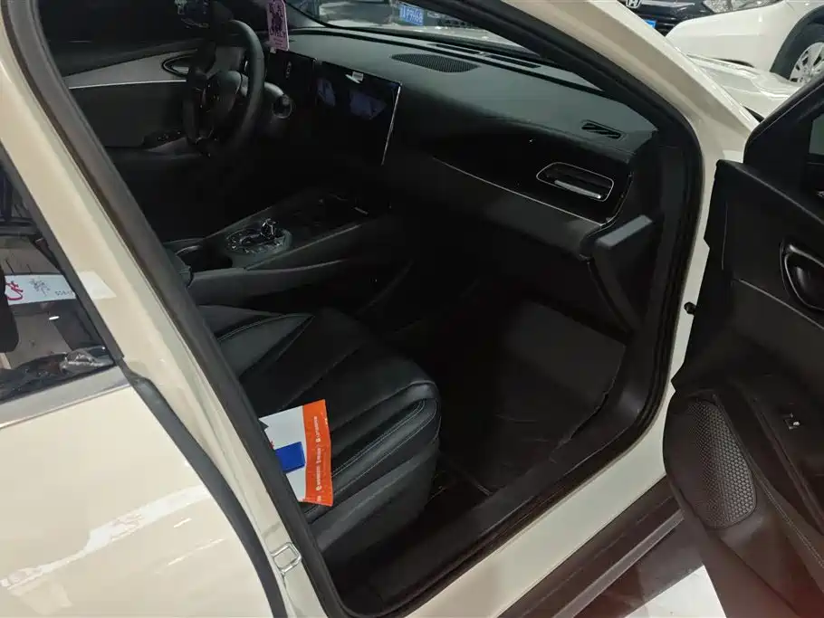 BYD Seal 06 06 2025 DM-i Smart Drive 80KM Luxury