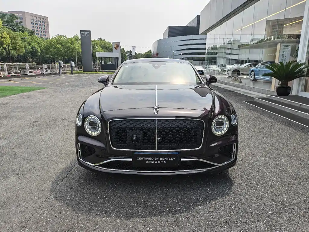 Bentley Flying Spur PHEV — миниатюра 2