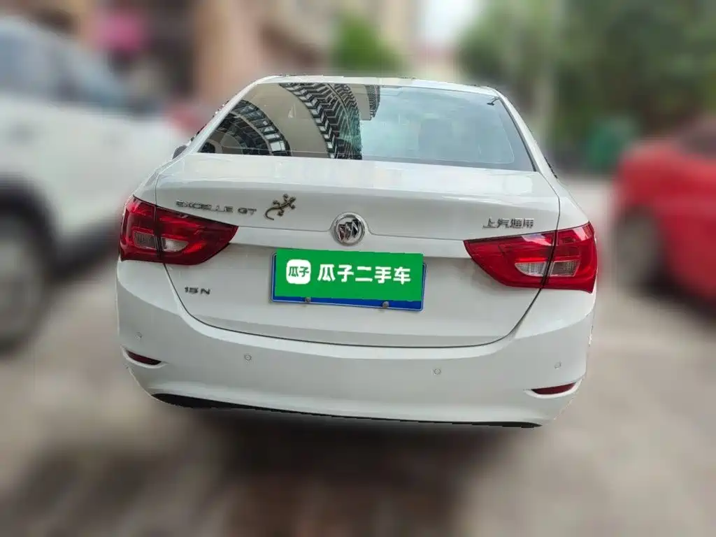 Buick Excelle — миниатюра 3