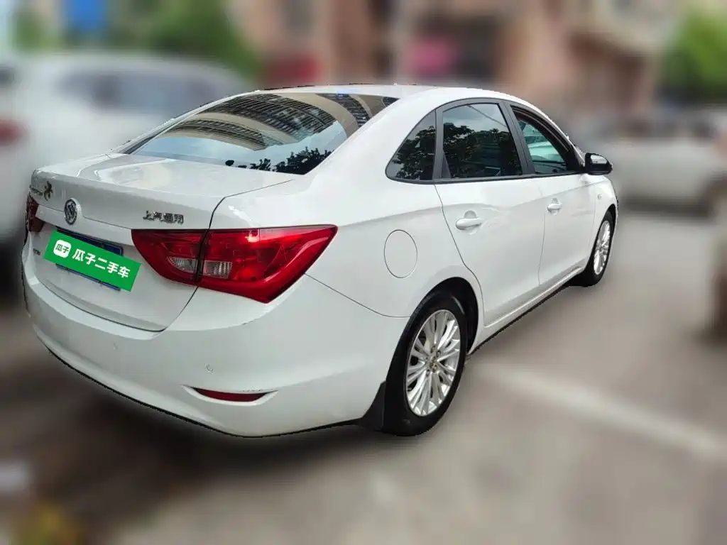 Buick Excelle — миниатюра 4