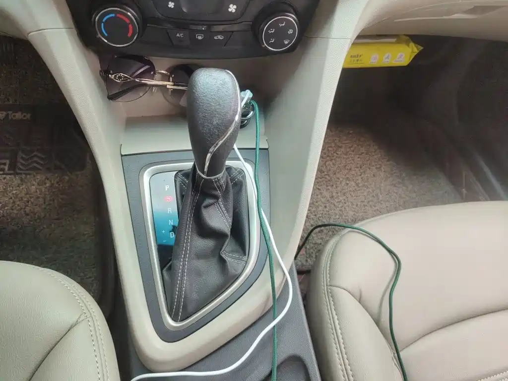 Buick Excelle — миниатюра 10