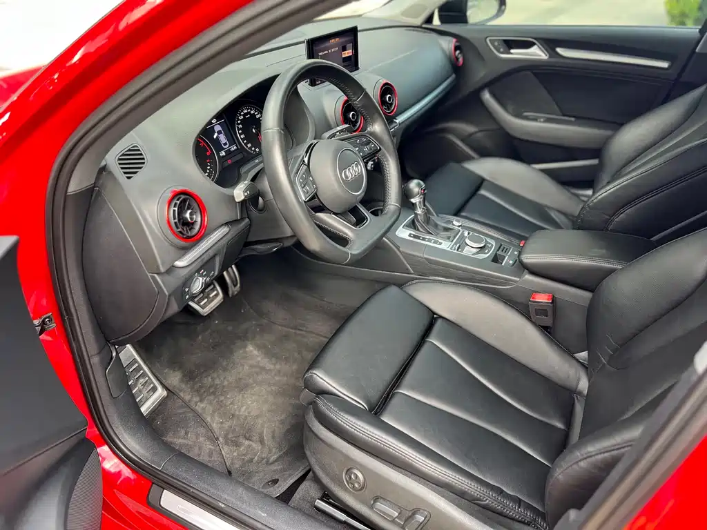 Audi A3 2019 Limousine 40 TFSI Sport V