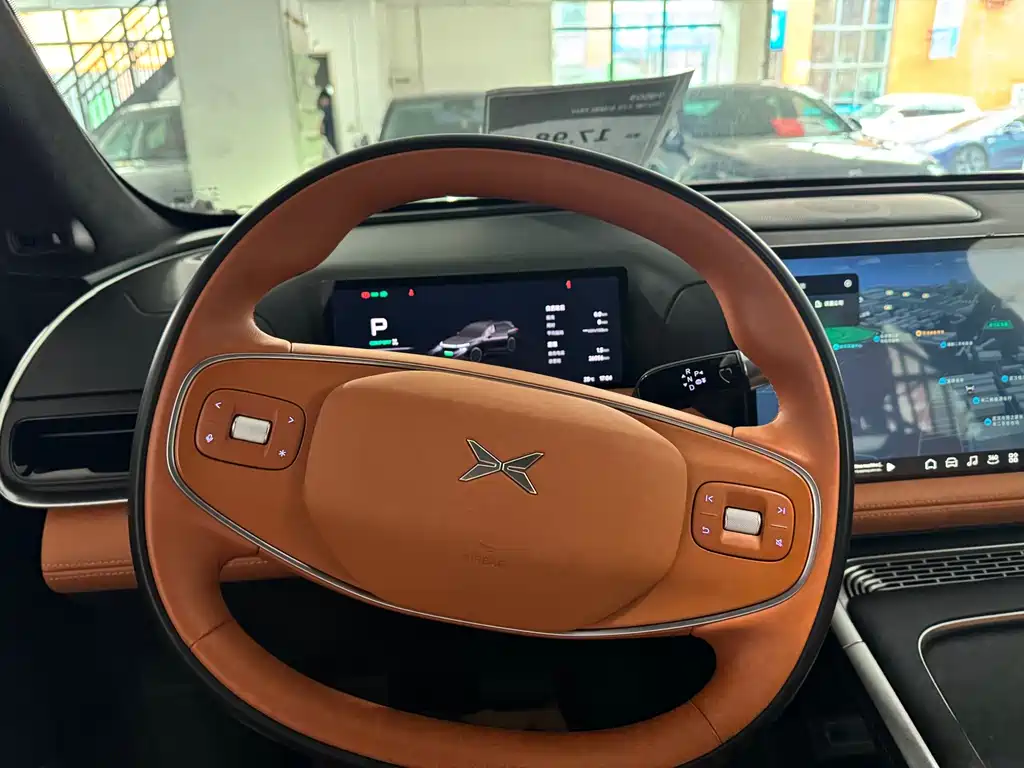 XPeng G9 — миниатюра 5
