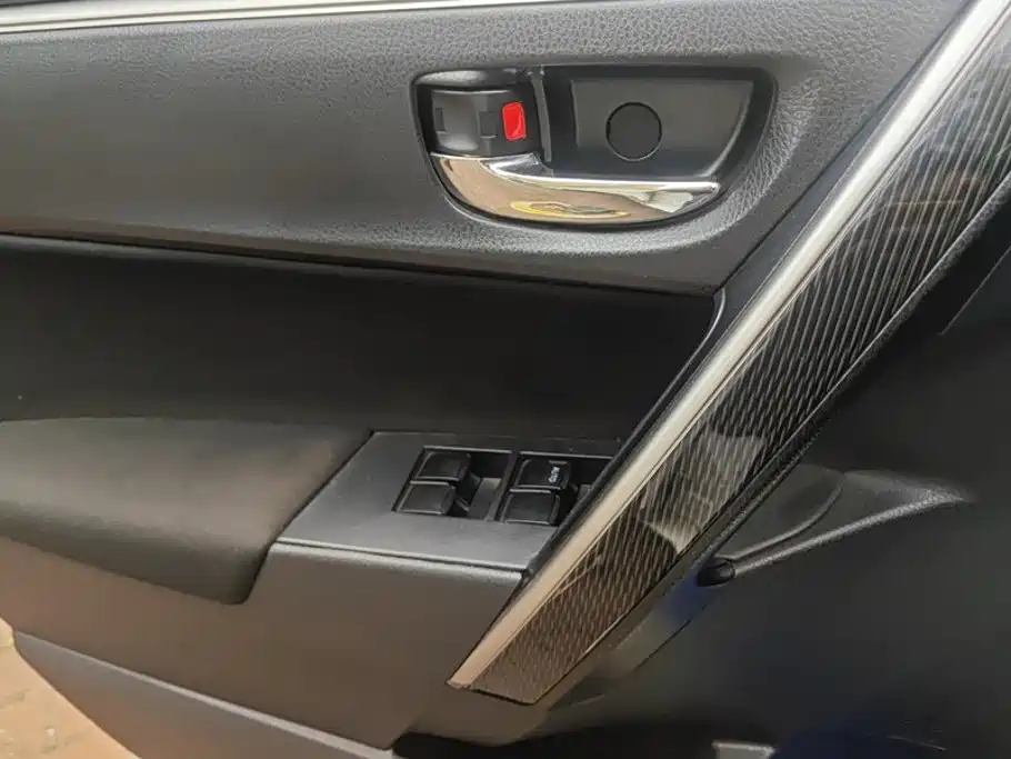 Toyota Corolla — миниатюра 7