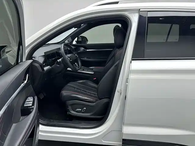 Roewe RX5 MAX — миниатюра 7