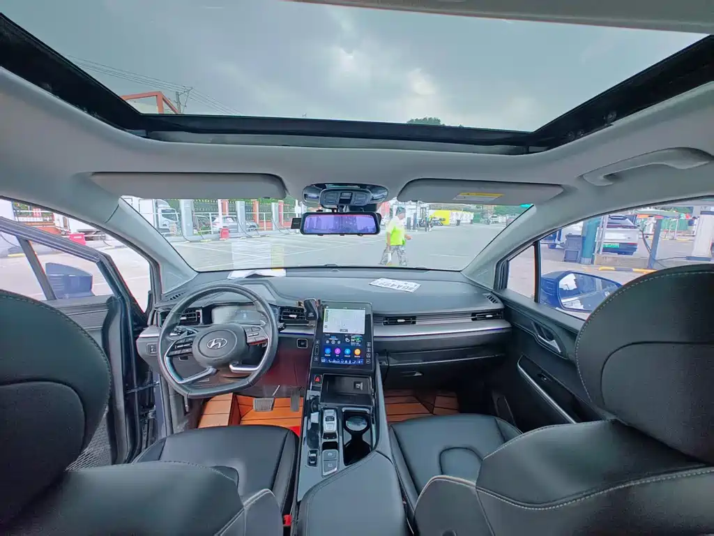 Hyundai Custo — миниатюра 11