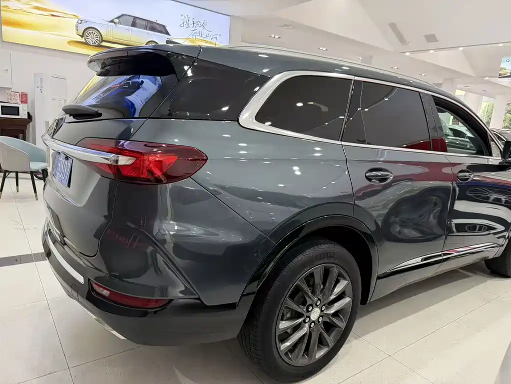 Buick Enclave — миниатюра 9