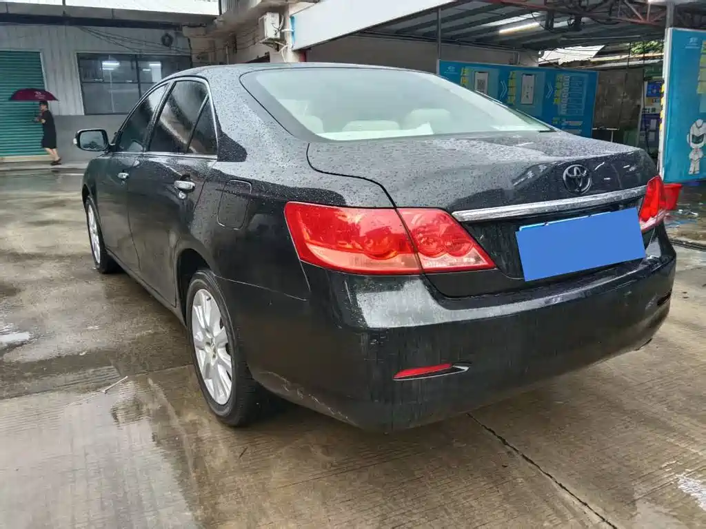 Toyota Camry — миниатюра 6