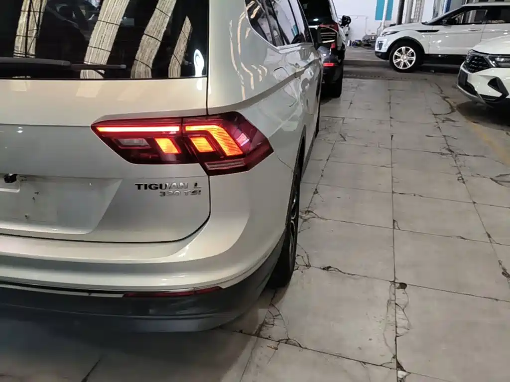 Volkswagen Tiguan L — миниатюра 8