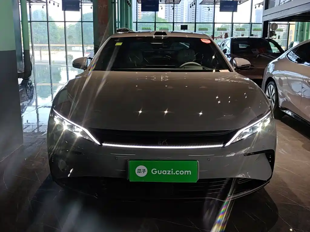 BYD Han 2025 EV 701KM Smart Drive