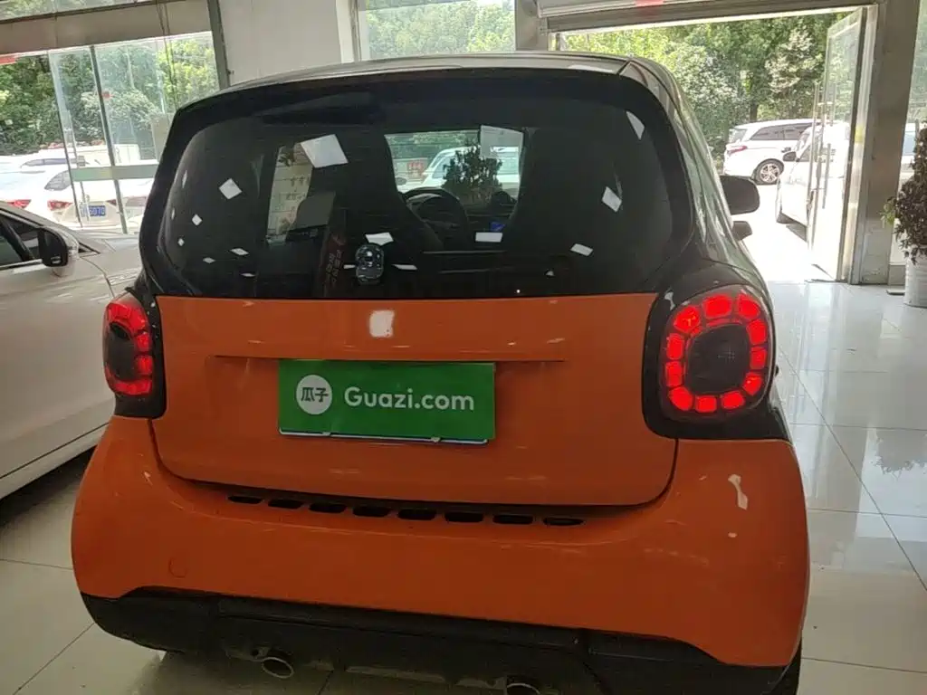 smart Smart Fortwo — миниатюра 6
