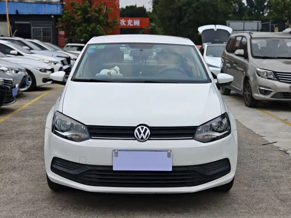 Volkswagen Polo — миниатюра 2