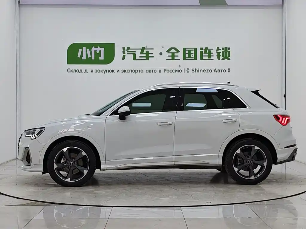 Audi Q3 2023 35 TFSI Fashion (1.4T)