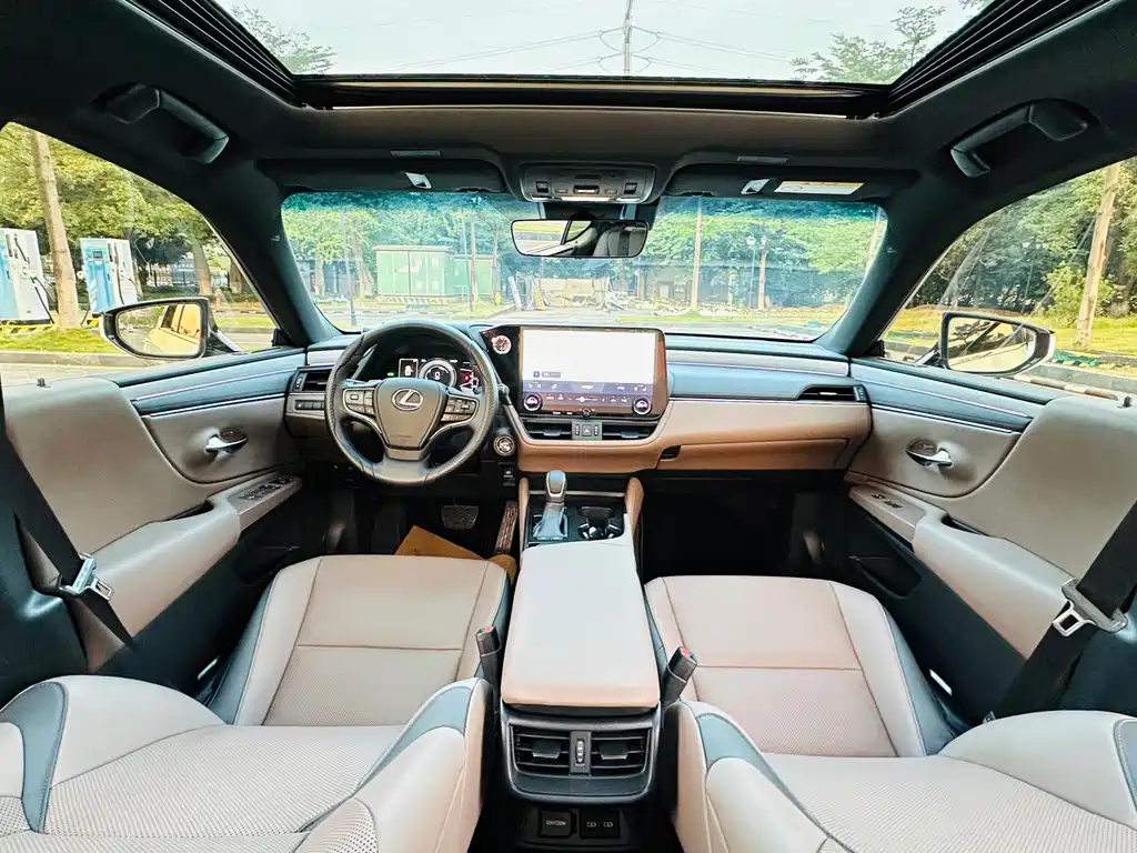 Lexus ES — миниатюра 23