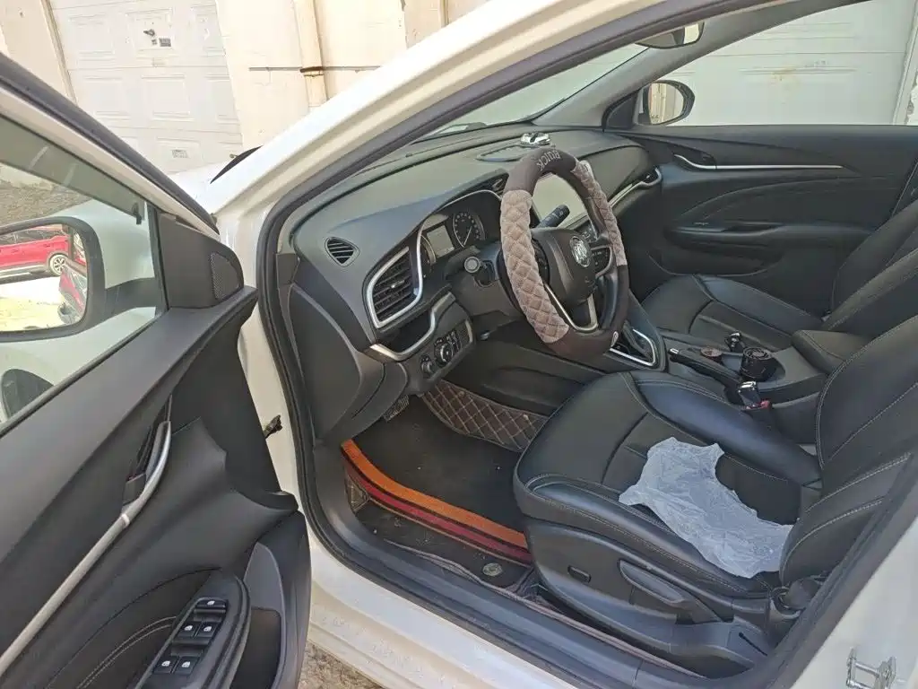 Buick Excelle — миниатюра 14