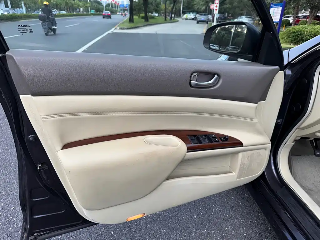 Nissan Teana — миниатюра 10