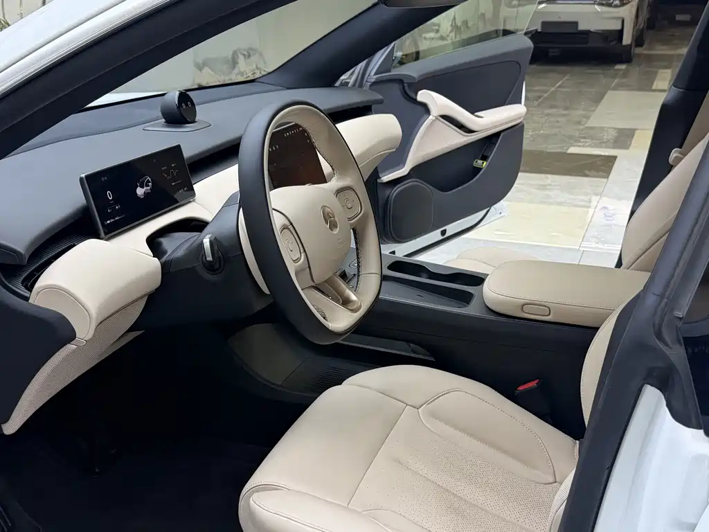 NIO ET5T — миниатюра 4