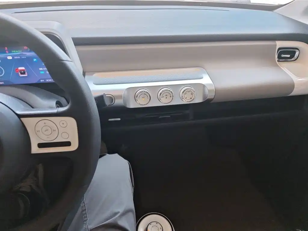 Wuling Air ev 2023 мест- Standard