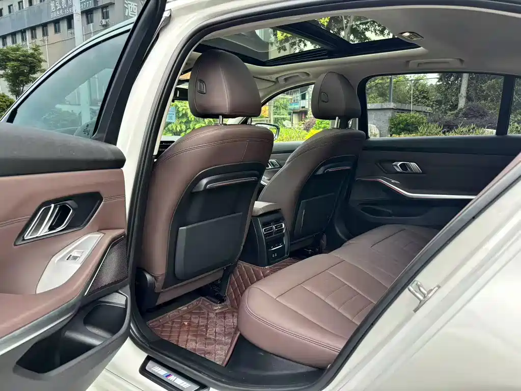 BMW 3 Series — миниатюра 7