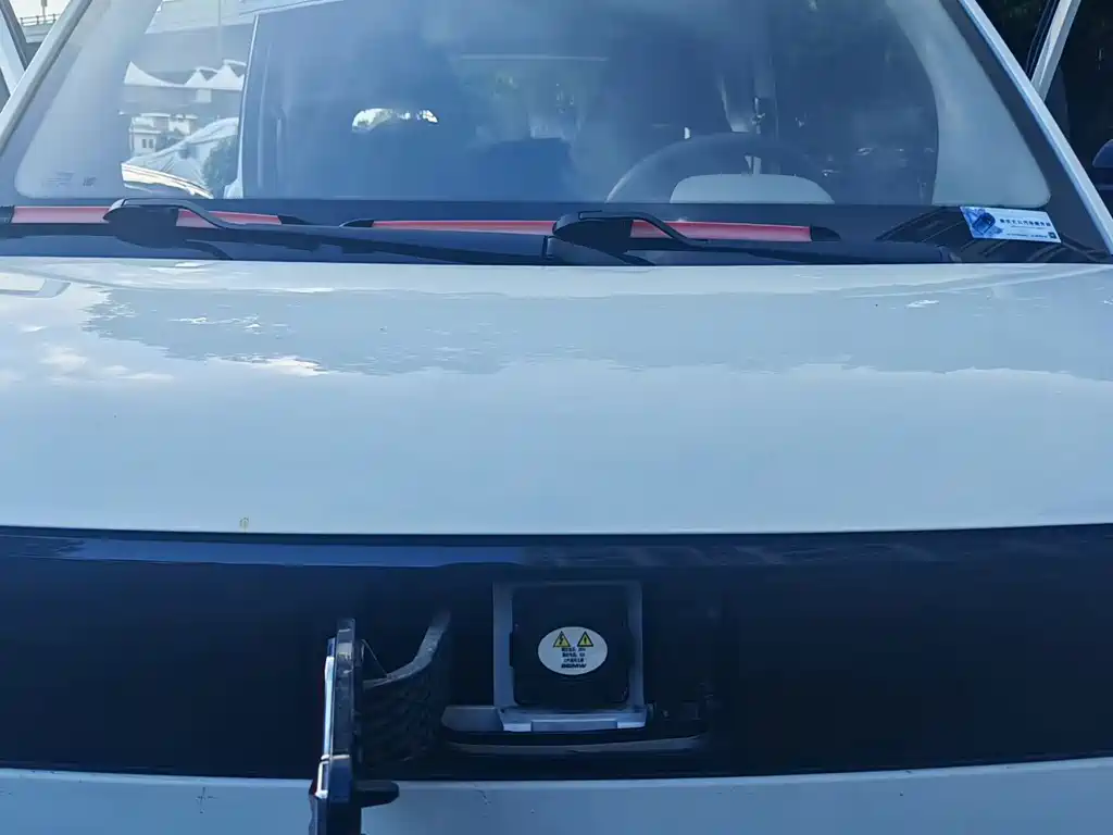 Wuling MINIEV — миниатюра 8