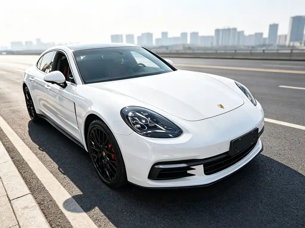 Porsche Panamera — миниатюра 3