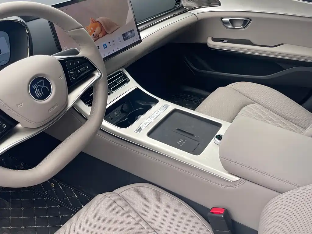 BYD Han 2025 EV Smart Drive 635KM Flagship