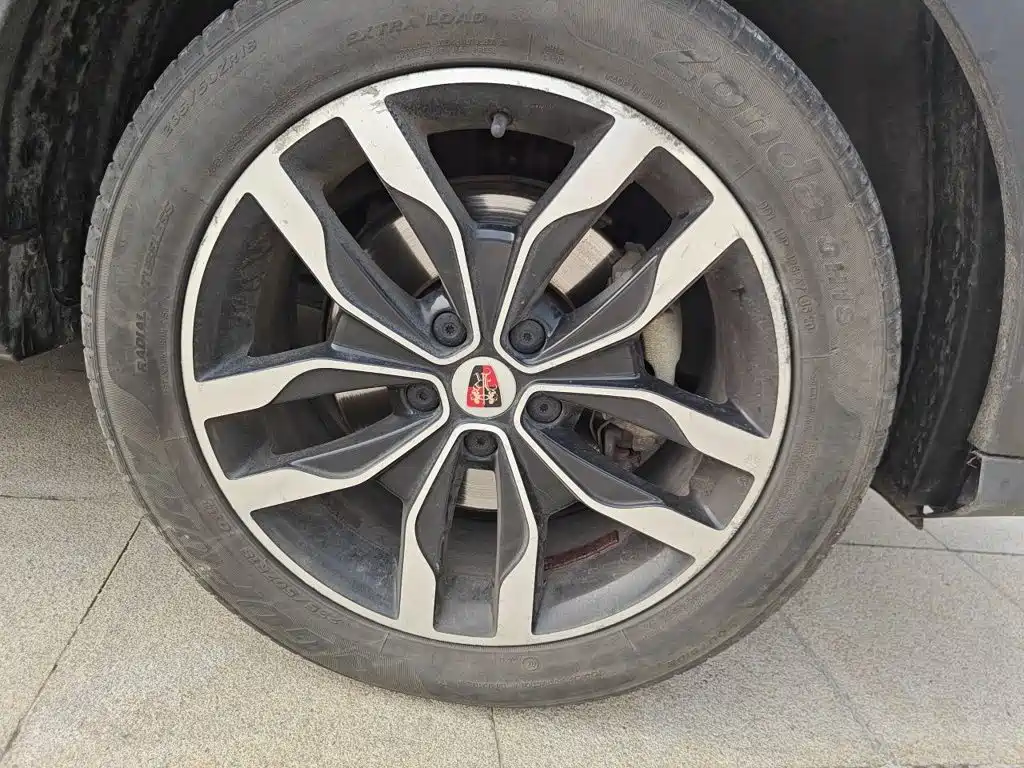 Roewe RX5 — миниатюра 8