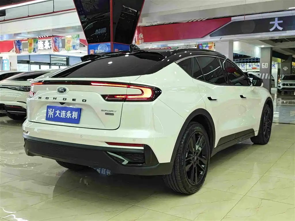 Ford Mondeo — миниатюра 4