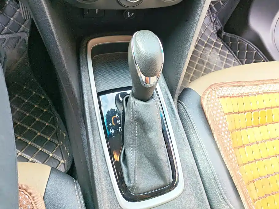 Chevrolet Monza — миниатюра 16