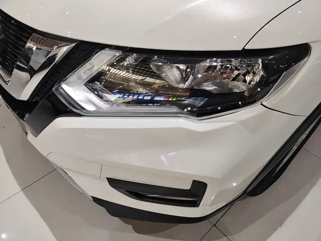 Nissan X-Trail — миниатюра 24