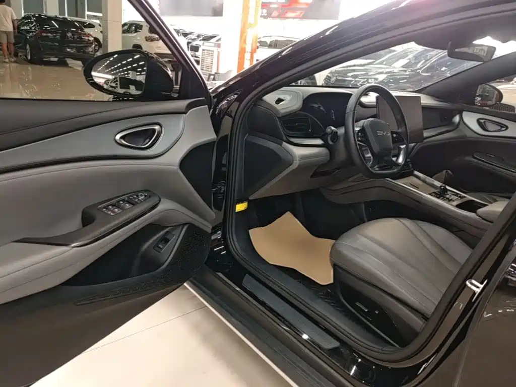 BYD Seal 07 DM-i — миниатюра 16