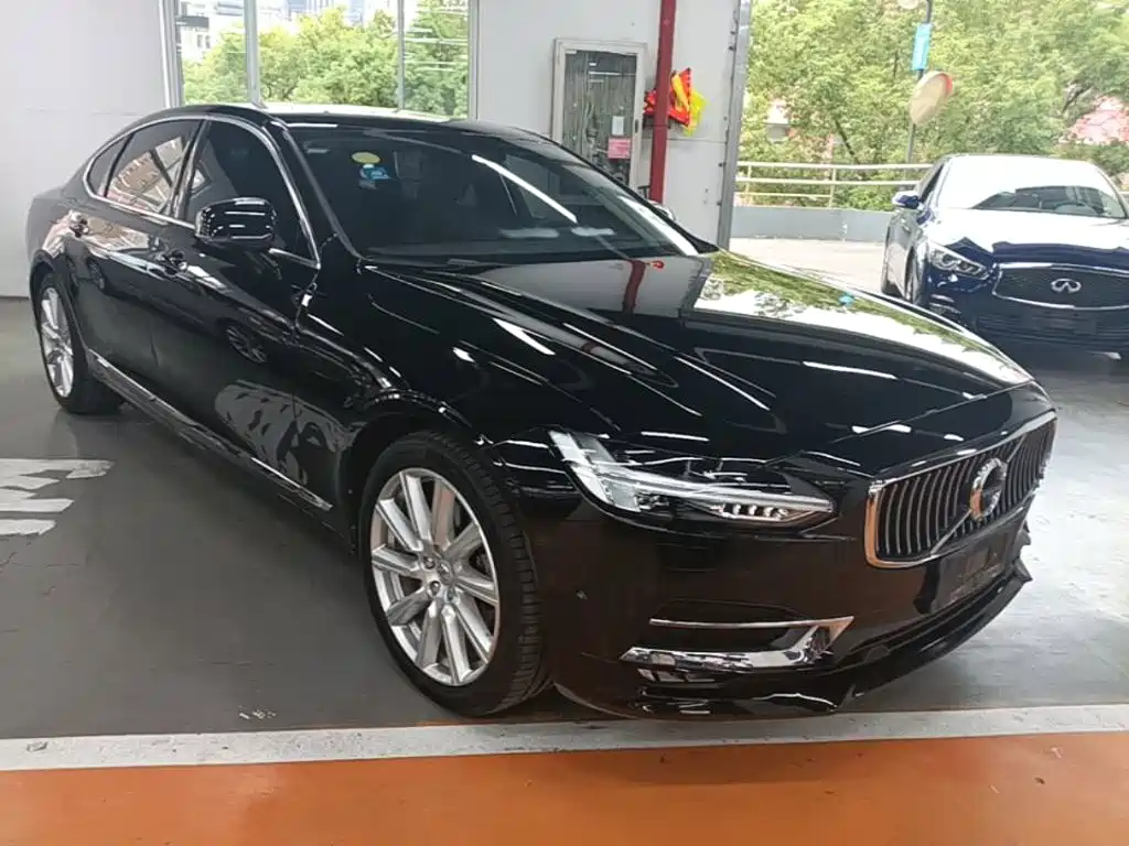 Volvo S90 — миниатюра 4