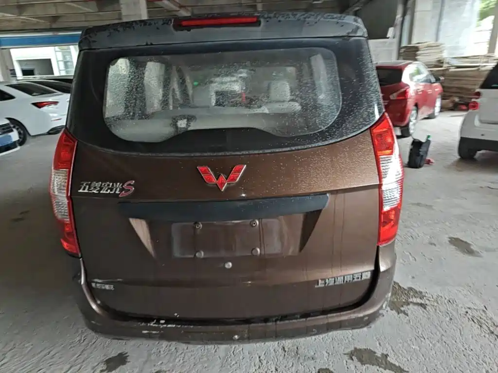 Wuling Hongguang — миниатюра 6